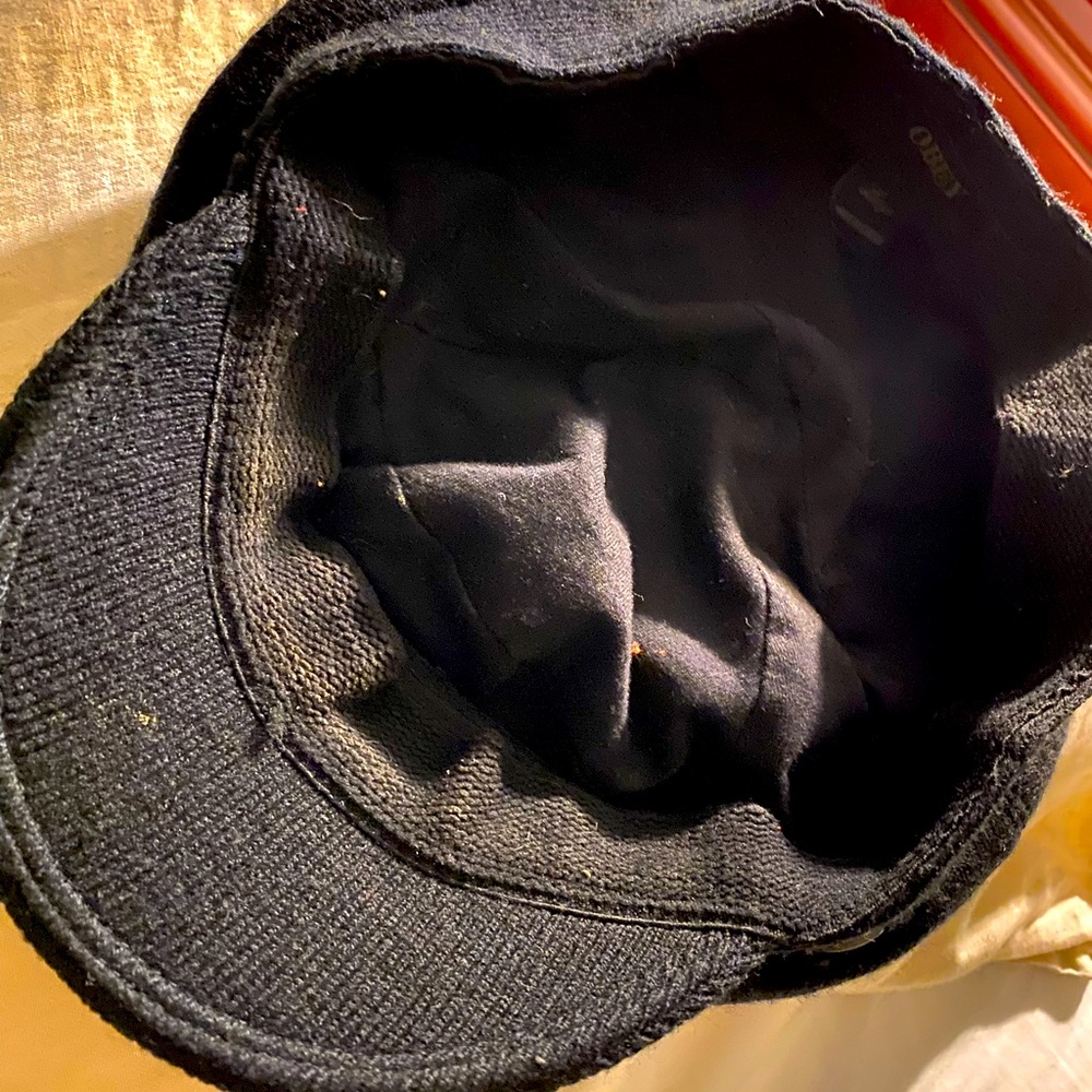 Black Vintage 100% Acrylic OBEY Newsboy Hat Size Large. Preowned good condition. - Picture 4 of 5